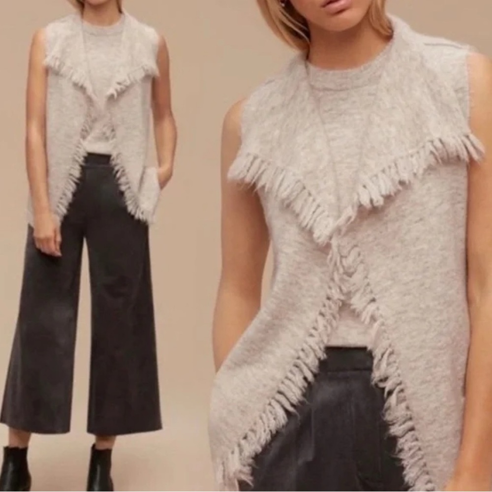 Aritzia Wilfred Free Fei Fei Fringe Vest Cottagecore Dreamy Sweater Gray NWT XS